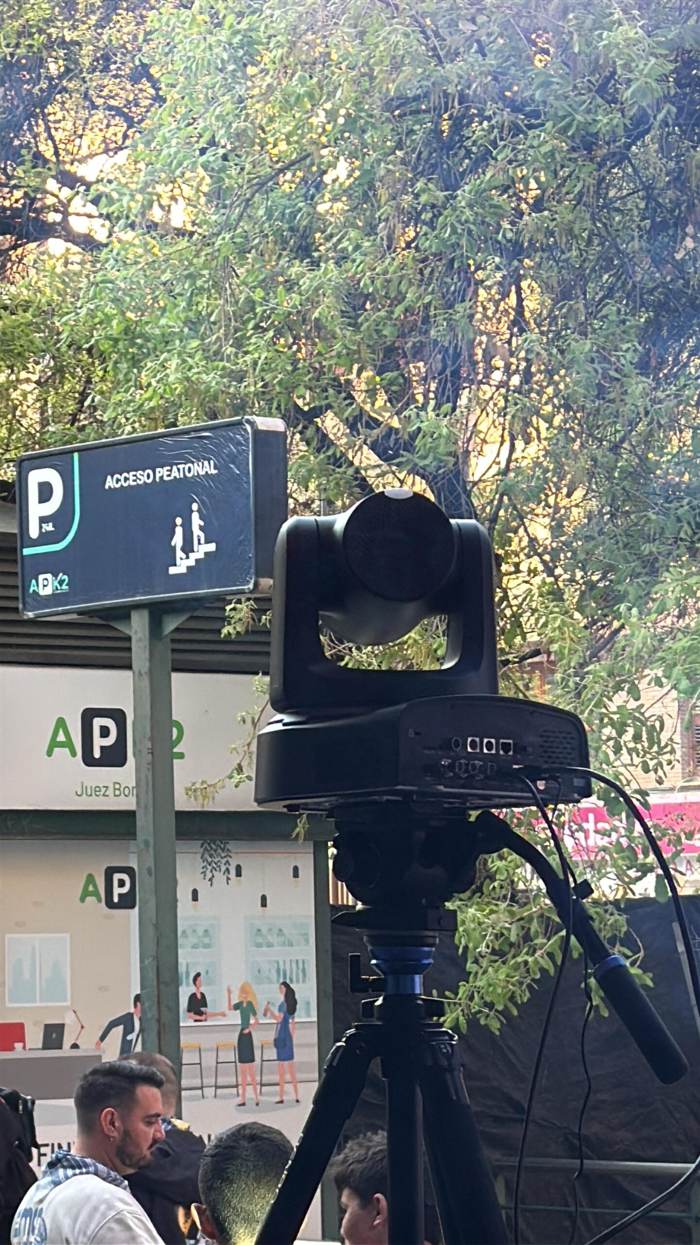 Cámara PTZ instalada en Plaza Borrull para Tonet Marzá & Amigos 2026