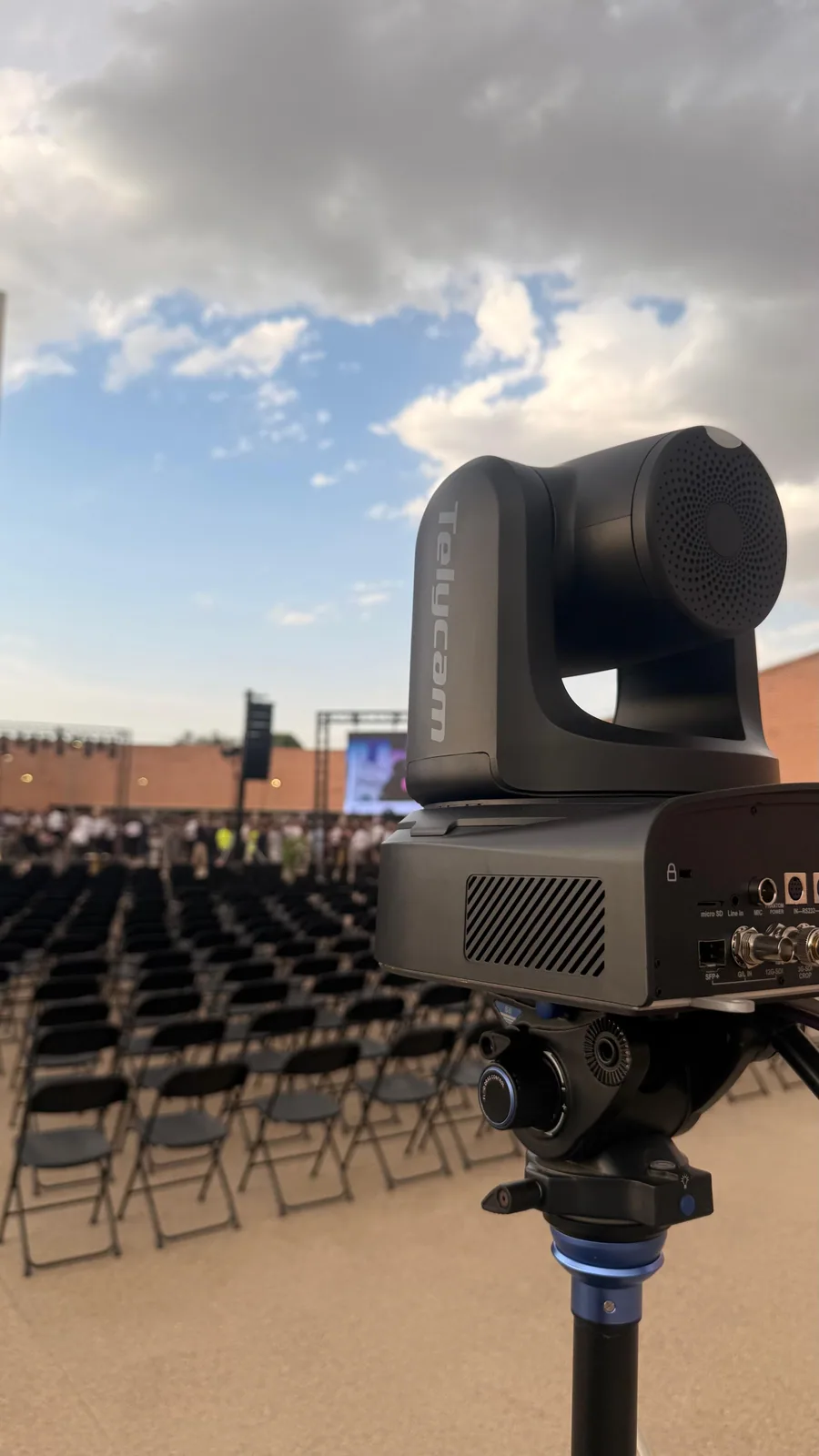 Cámara PTZ utilizada en el despliegue 4K del Concierto de San Juan en Madrid