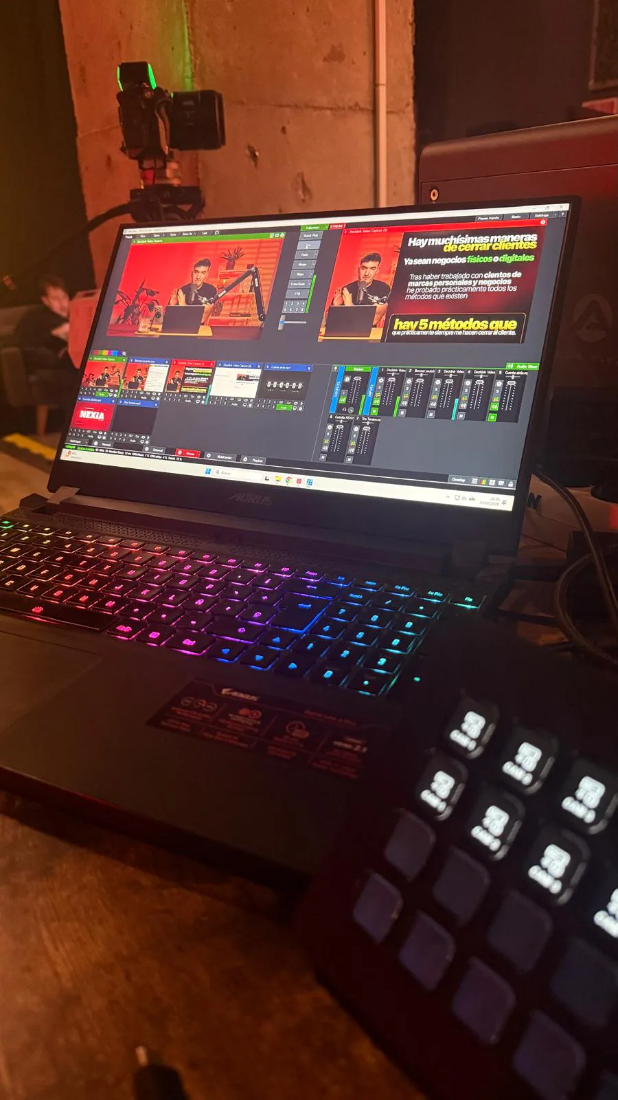 Supervisión técnica del streaming y fuentes de vídeo durante el lanzamiento