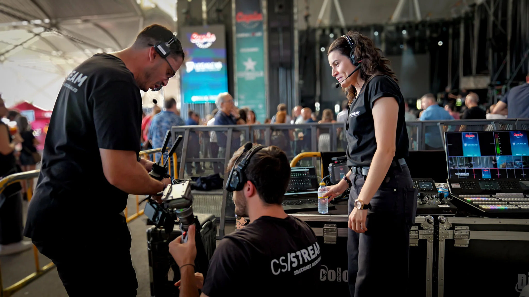 Equipo de CS STREAM preparando el dispositivo de cámaras y realización de CAPLA 2026